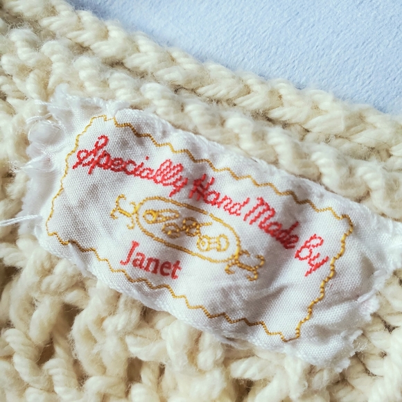 Handmade Boat Neck Cropped Cream Sweater • XS - Picture 3 of 6